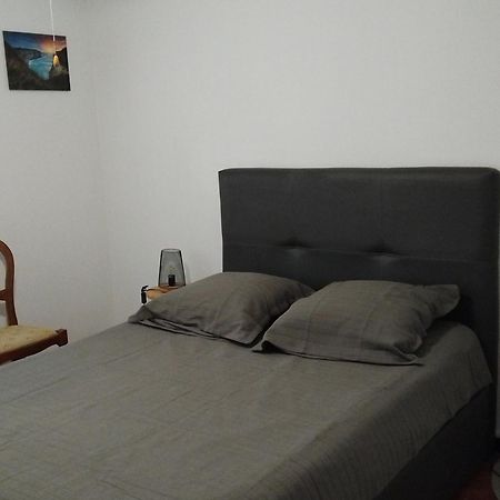 Appartement 2 Etoiles Proche Du Stade Et Des Thermes A Balaruc-Les-Bains, Avec Parking Et Balcon Ferme - Fr-1-503-84 Exteriör bild